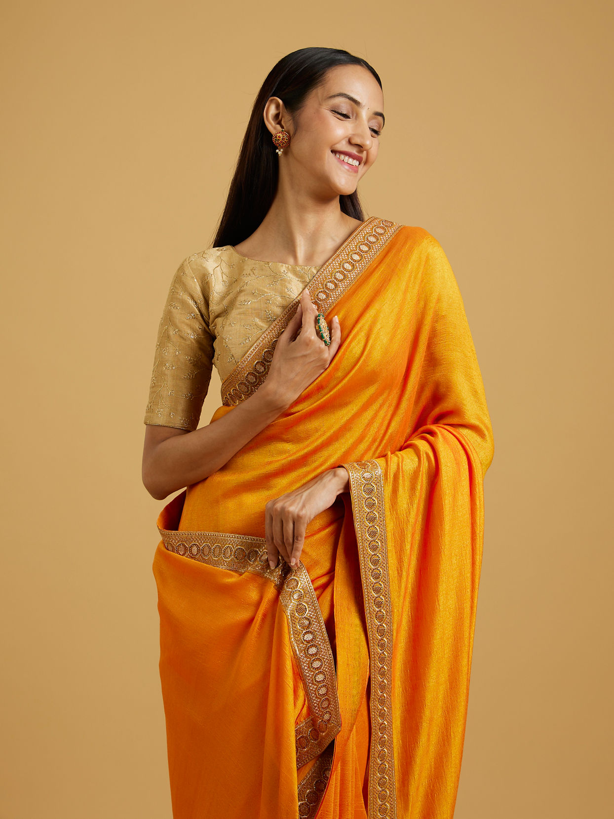 alt message - Mohey Women Mustard Yellow Splendour Saree image number 1