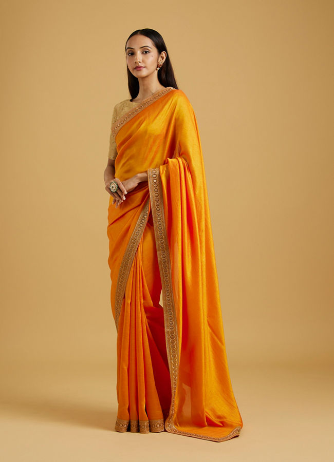 alt message - Mohey Women Mustard Yellow Splendour Saree image number 2