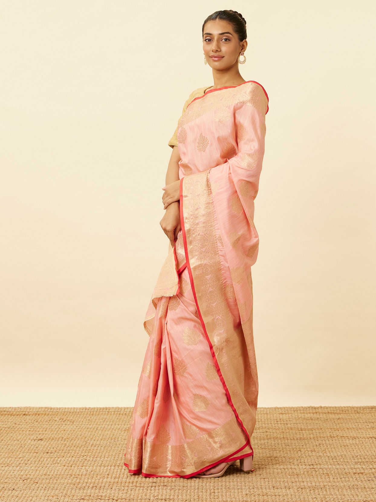 Mohey Women Rose Shadow Pink Saree with Fern Patterns
