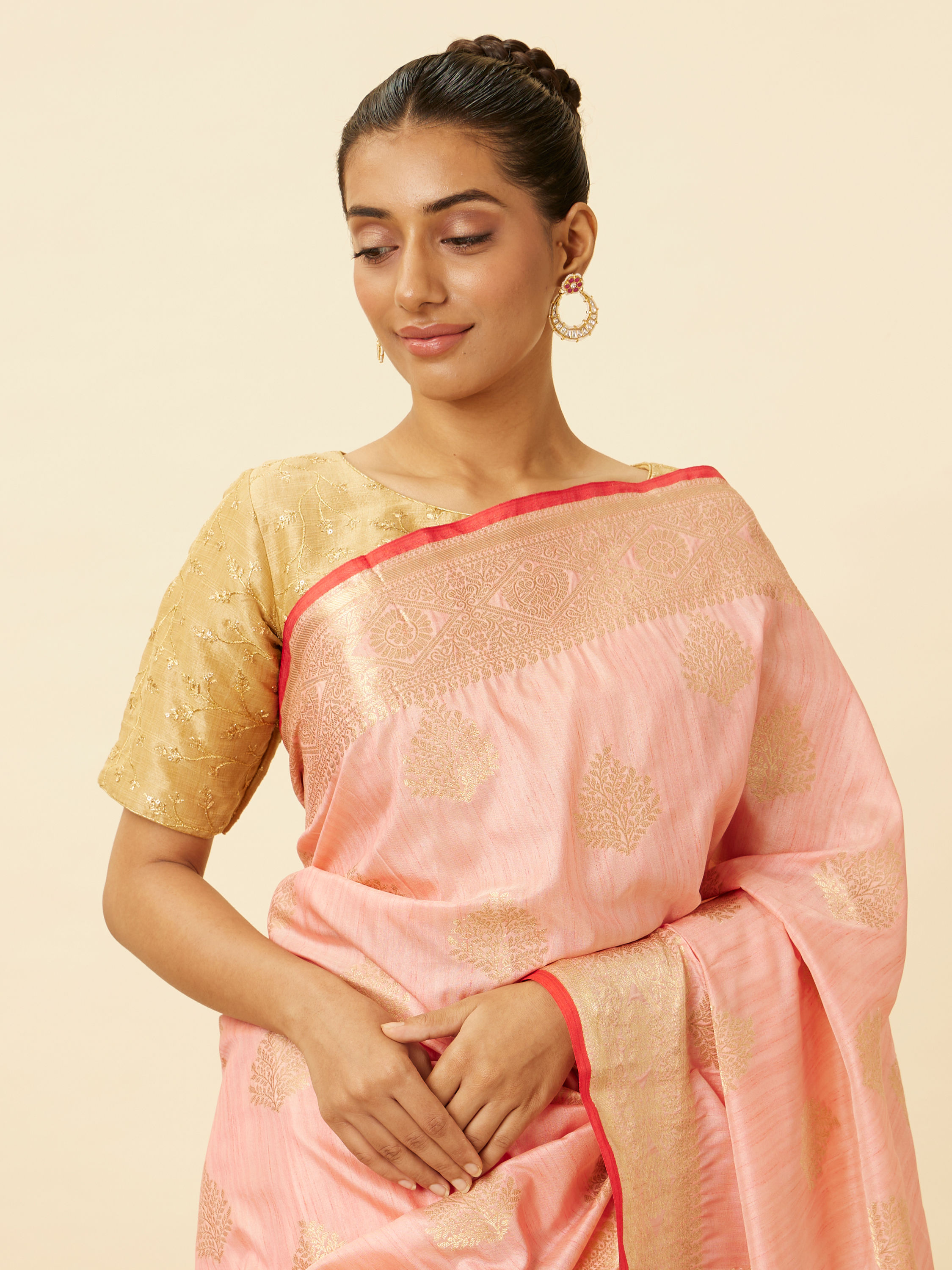 Mohey Women Rose Shadow Pink Saree with Fern Patterns