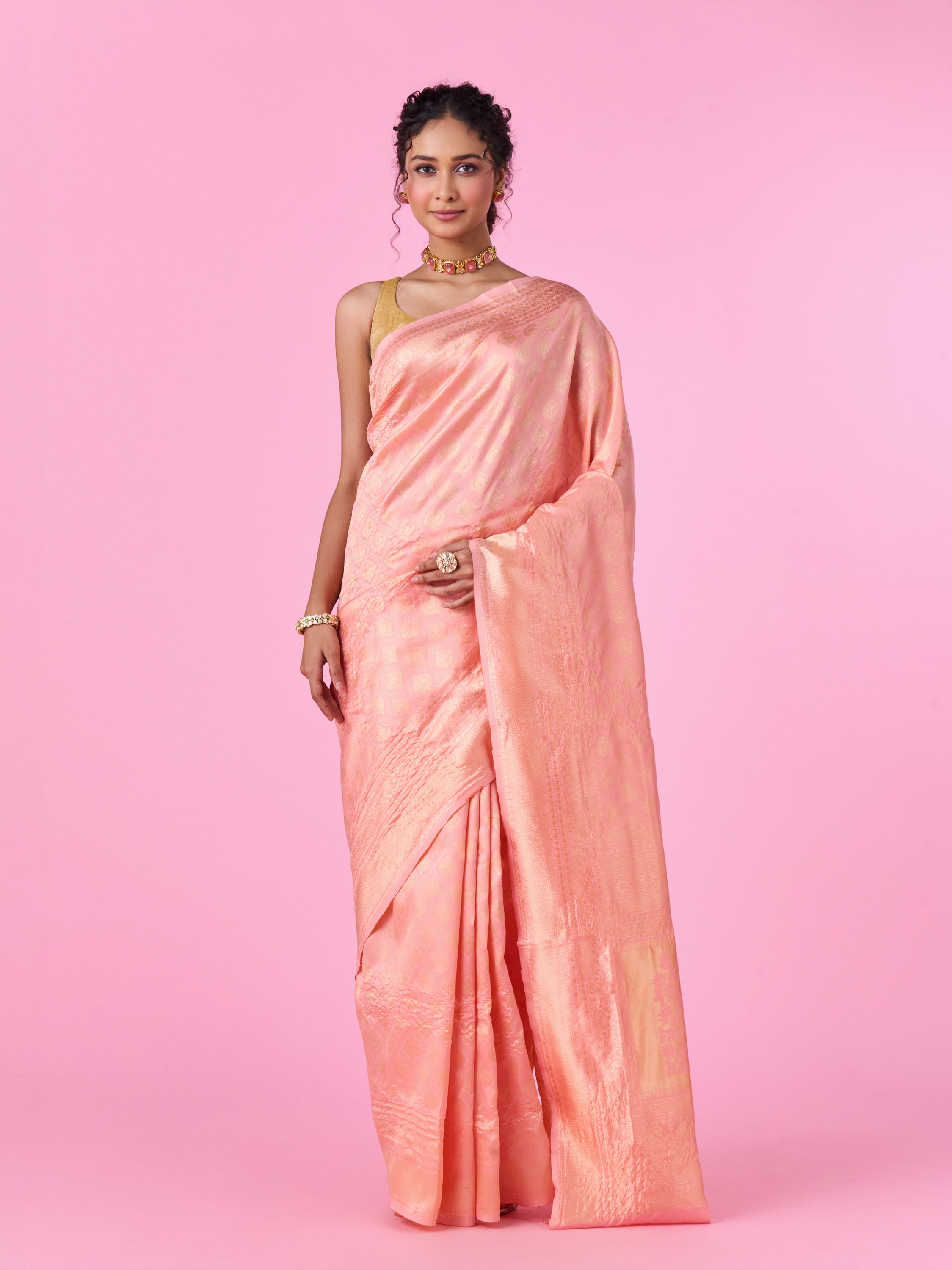 Mohey Women Dainty Pink Delight Saree