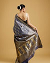 alt message - Mohey Women Indigo Blue Radiance Saree image number 4