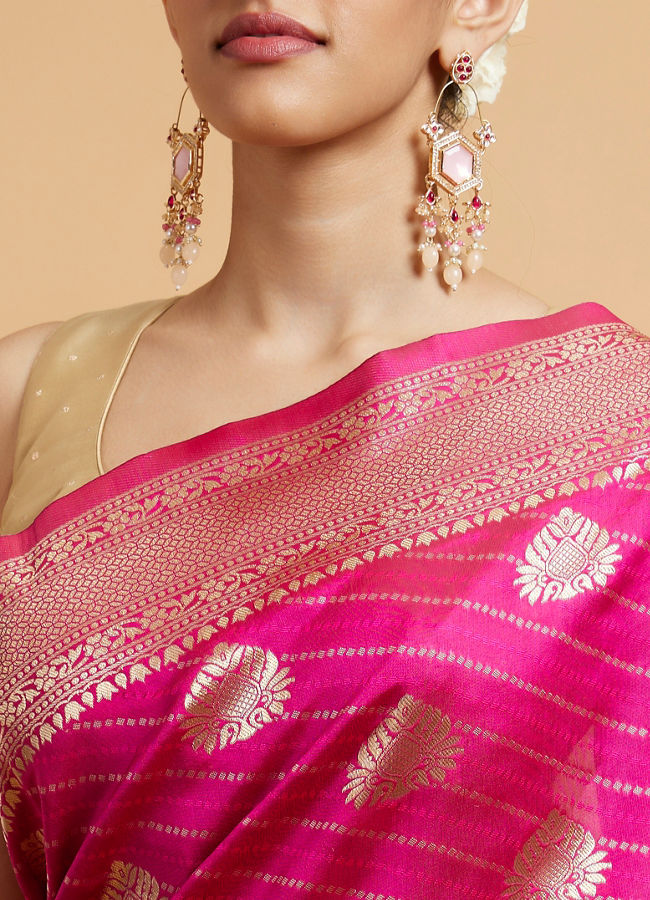 Mohey Women Rani Pink Buta Patterned Saree