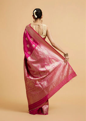 alt message - Mohey Women Rani Pink Buta Patterned Saree image number 4