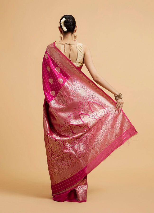 Mohey Women Rani Pink Buta Patterned Saree