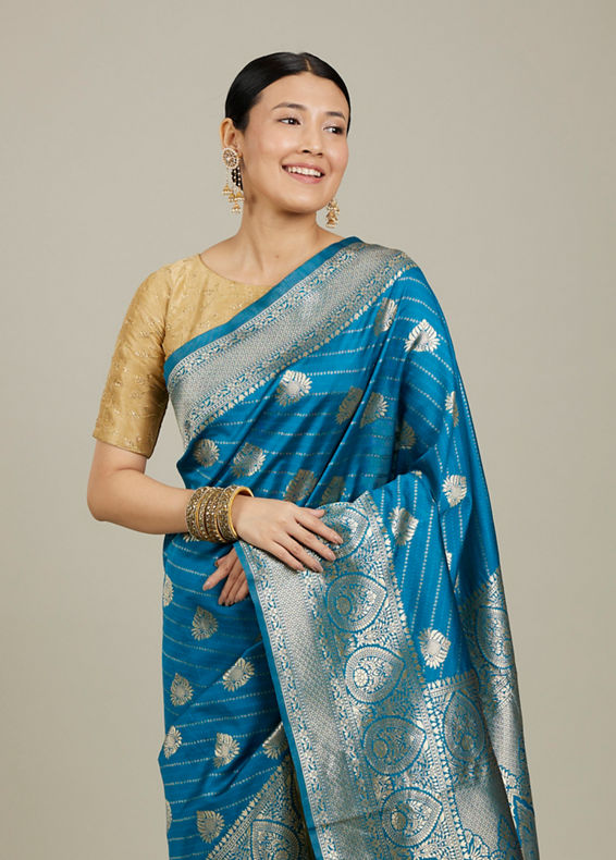 Mohey Women True Blue Paisley Bordered Saree