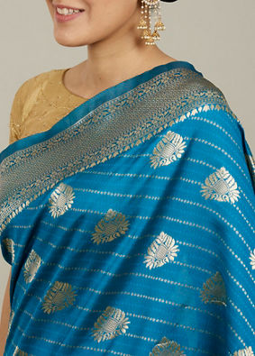 Mohey Women True Blue Paisley Bordered Saree image number 3