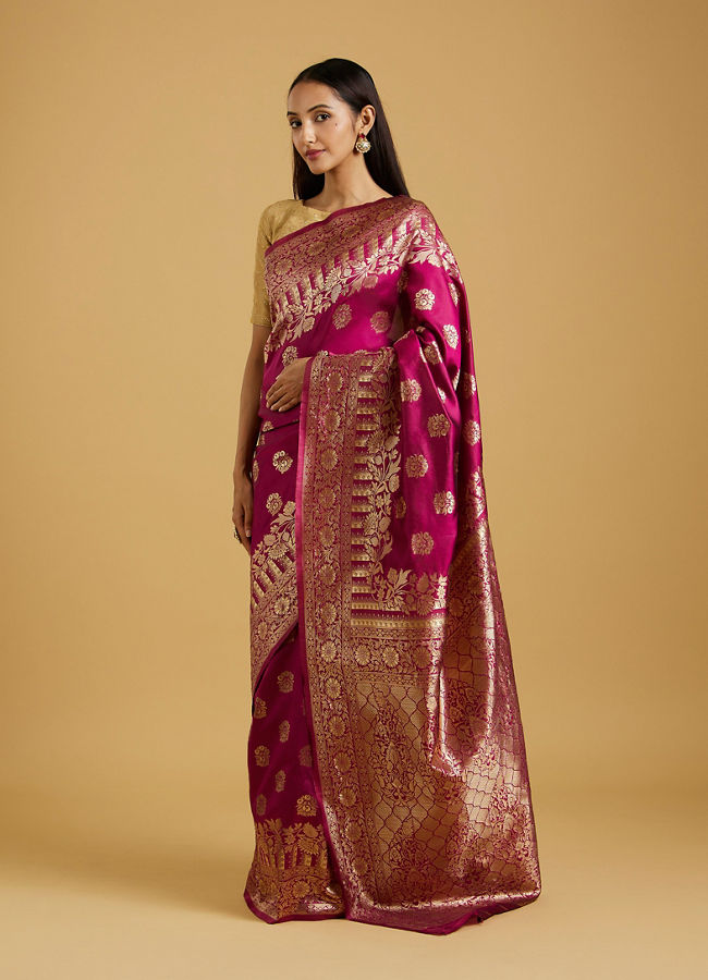 Mohey Women Elegant Wine Saree