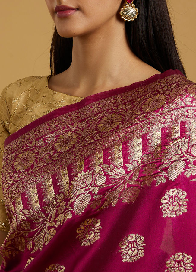 Mohey Women Elegant Wine Saree