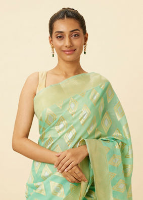 Mint Green Saree with Diamond Patterns image number 1