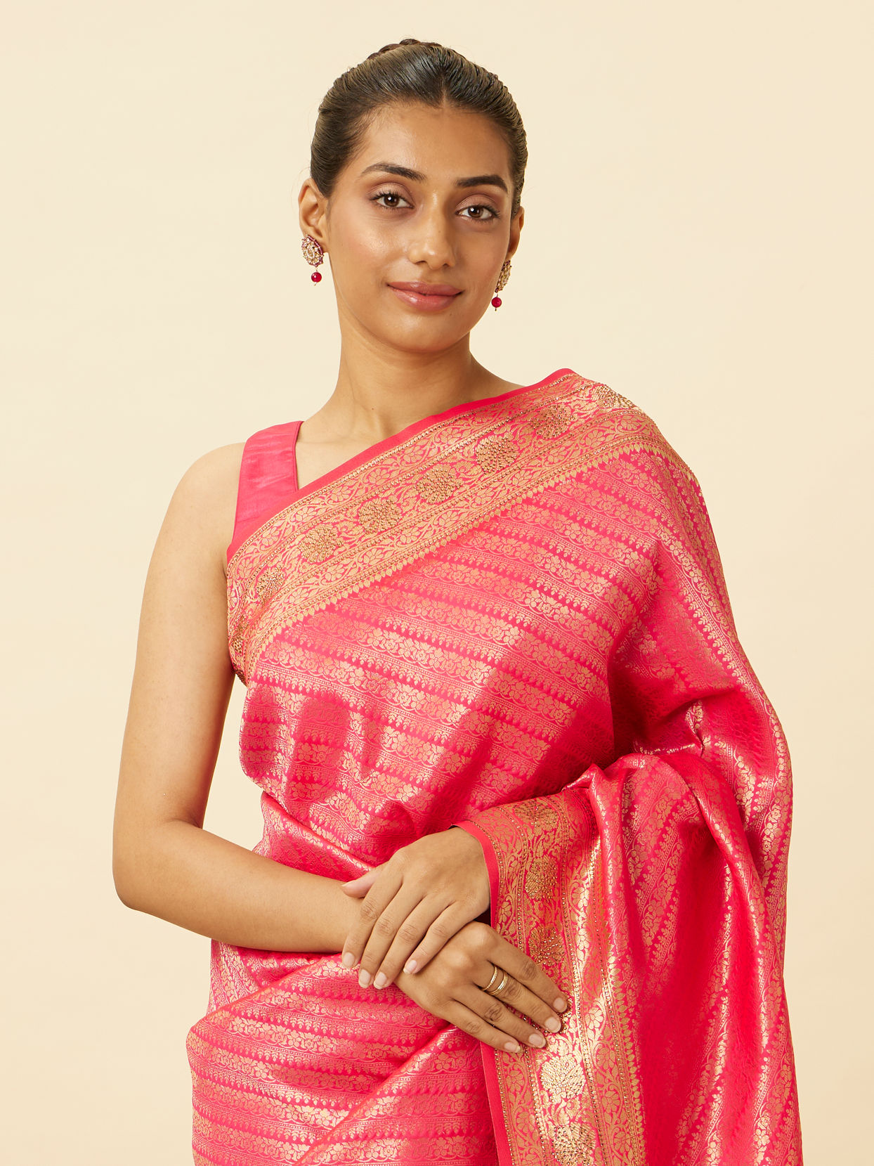 Fuchsia Pink Floral Patterned Saree image number 1