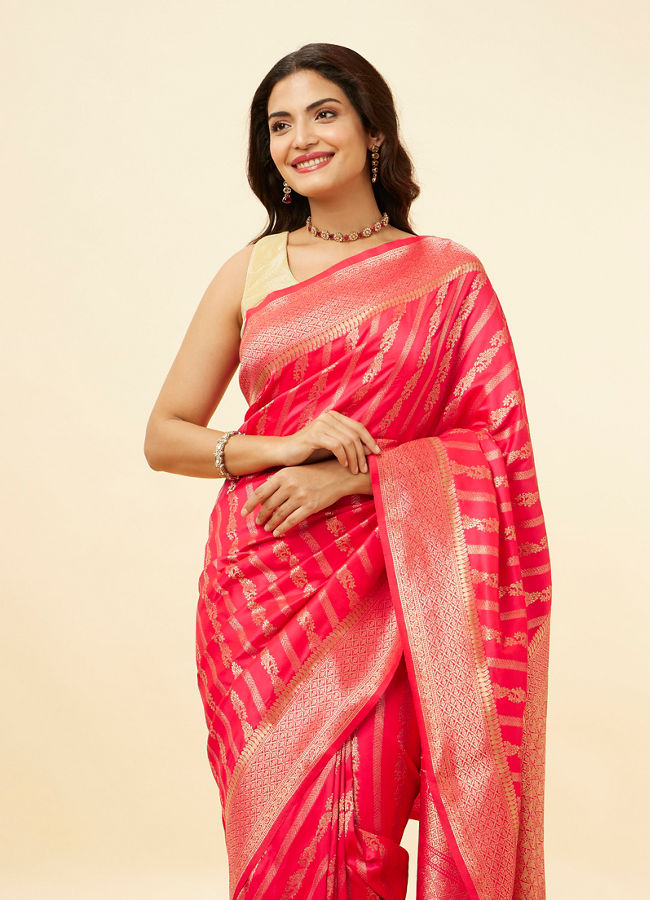 alt message - Mohey Women Hot Pink Zari Work Saree image number 1