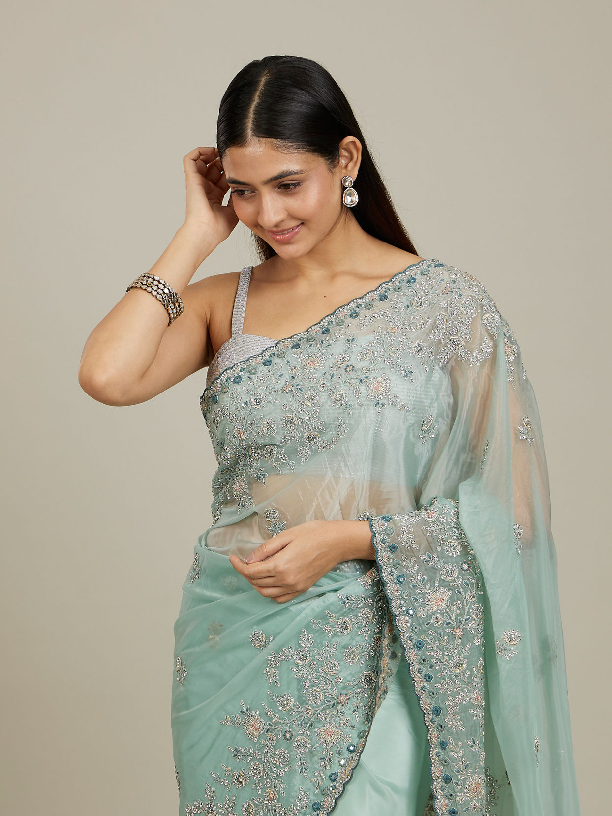 Mohey Women Sea Green Bel Buti Patterned Stone Work Saree