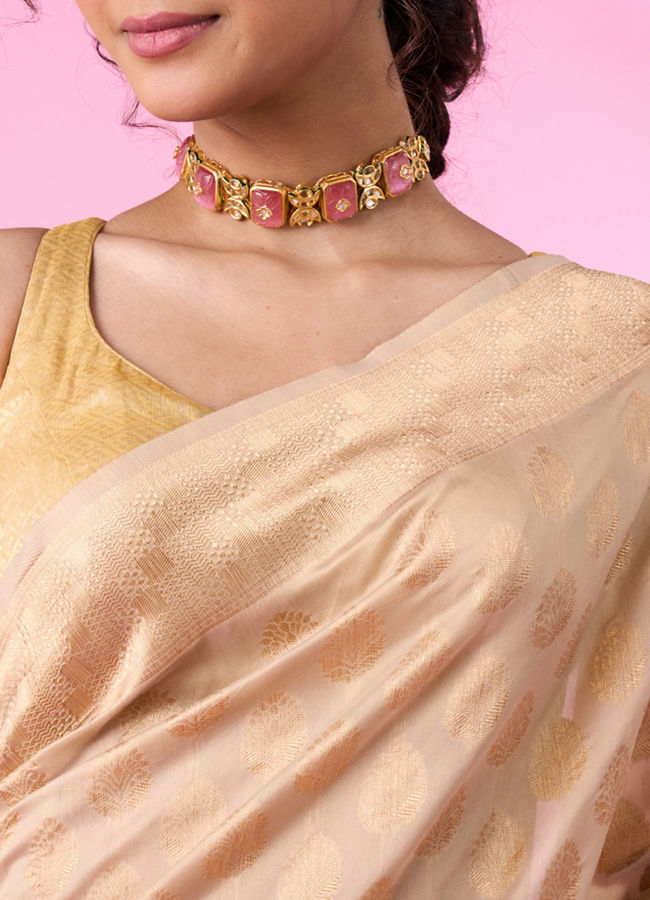 Mohey Women Elegant Beige Gifting Saree