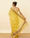 alt message - Mohey Women Primrose Yellow Saree with Botanical Patterns image number 2