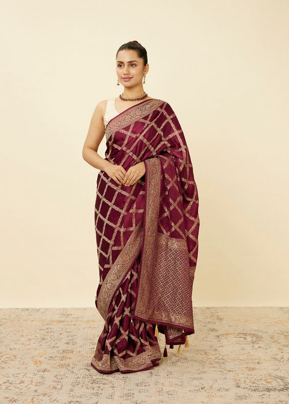 Mohey Women Wine Satin Saree with Harlequin Patterns