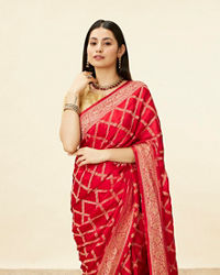 Mohey Women Tomato Red Grid Patterned Stone Work Saree