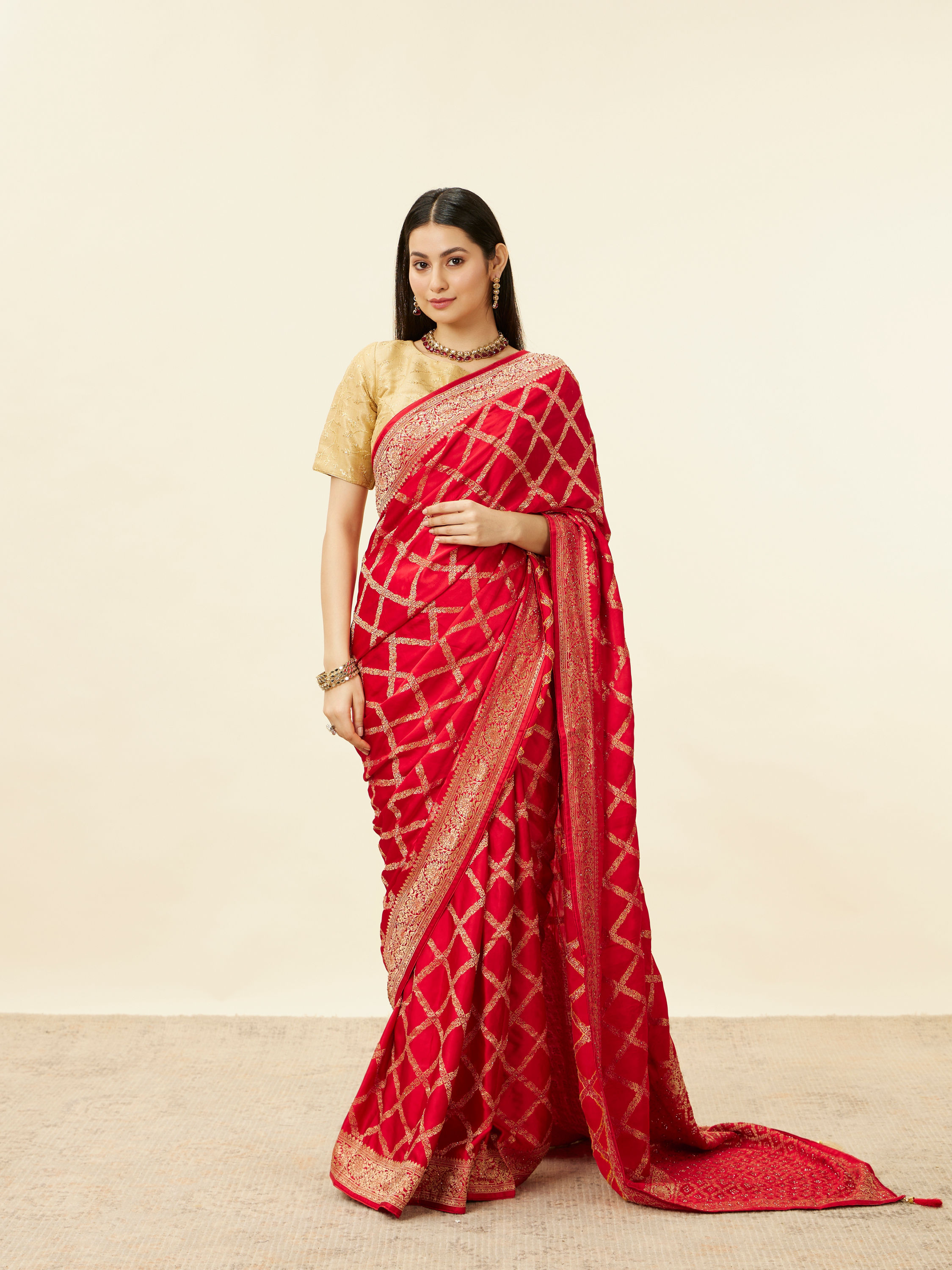 Mohey Women Tomato Red Grid Patterned Stone Work Saree