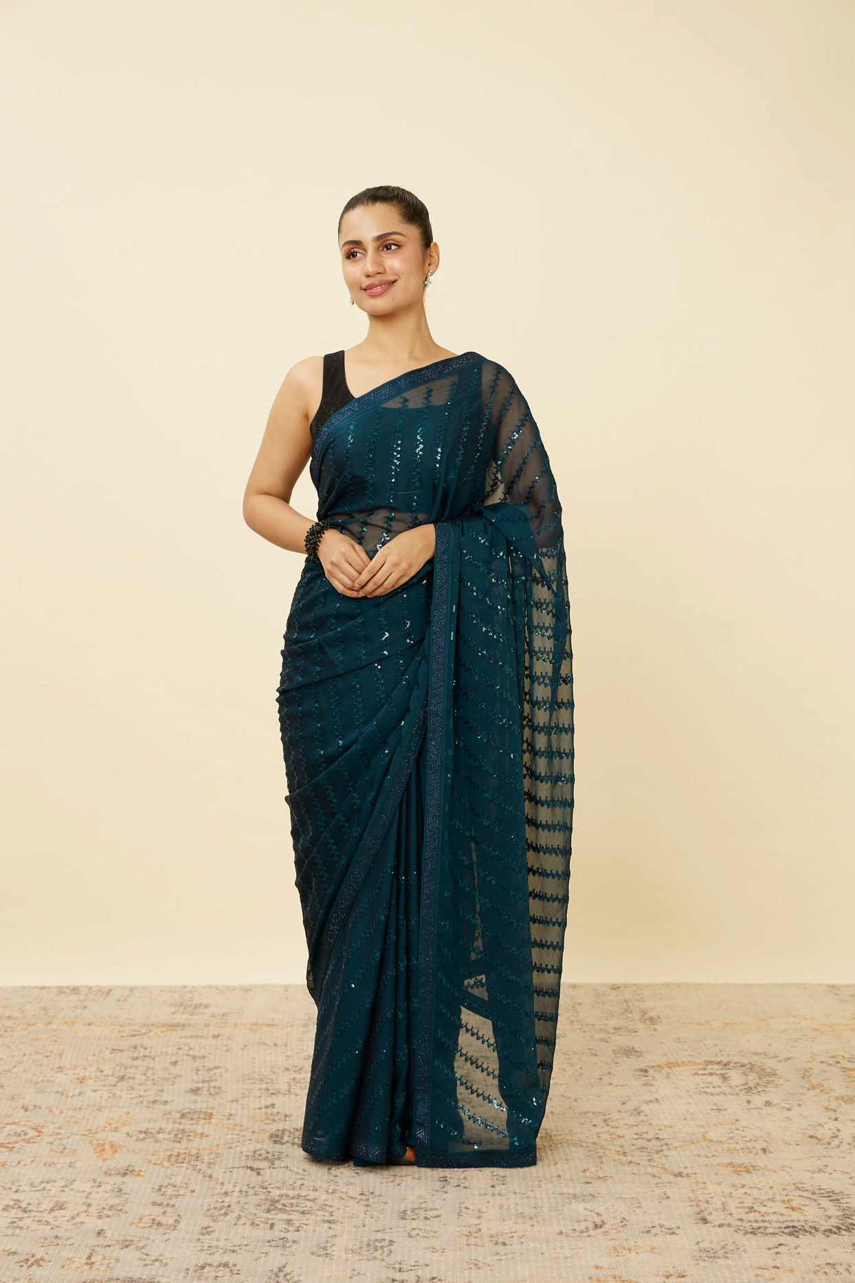 Mohey Women Azure Blue Chevron Patterned Saree