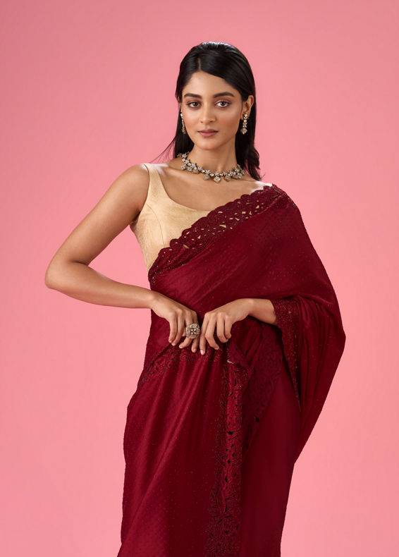 Mohey Women Maroon Splendor Satin Saree