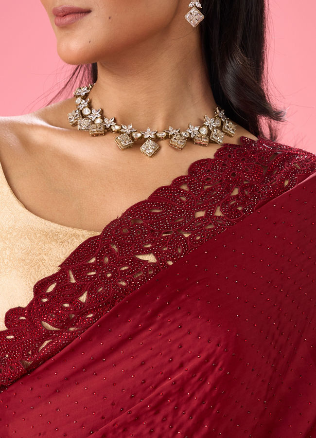 Mohey Women Maroon Splendor Satin Saree