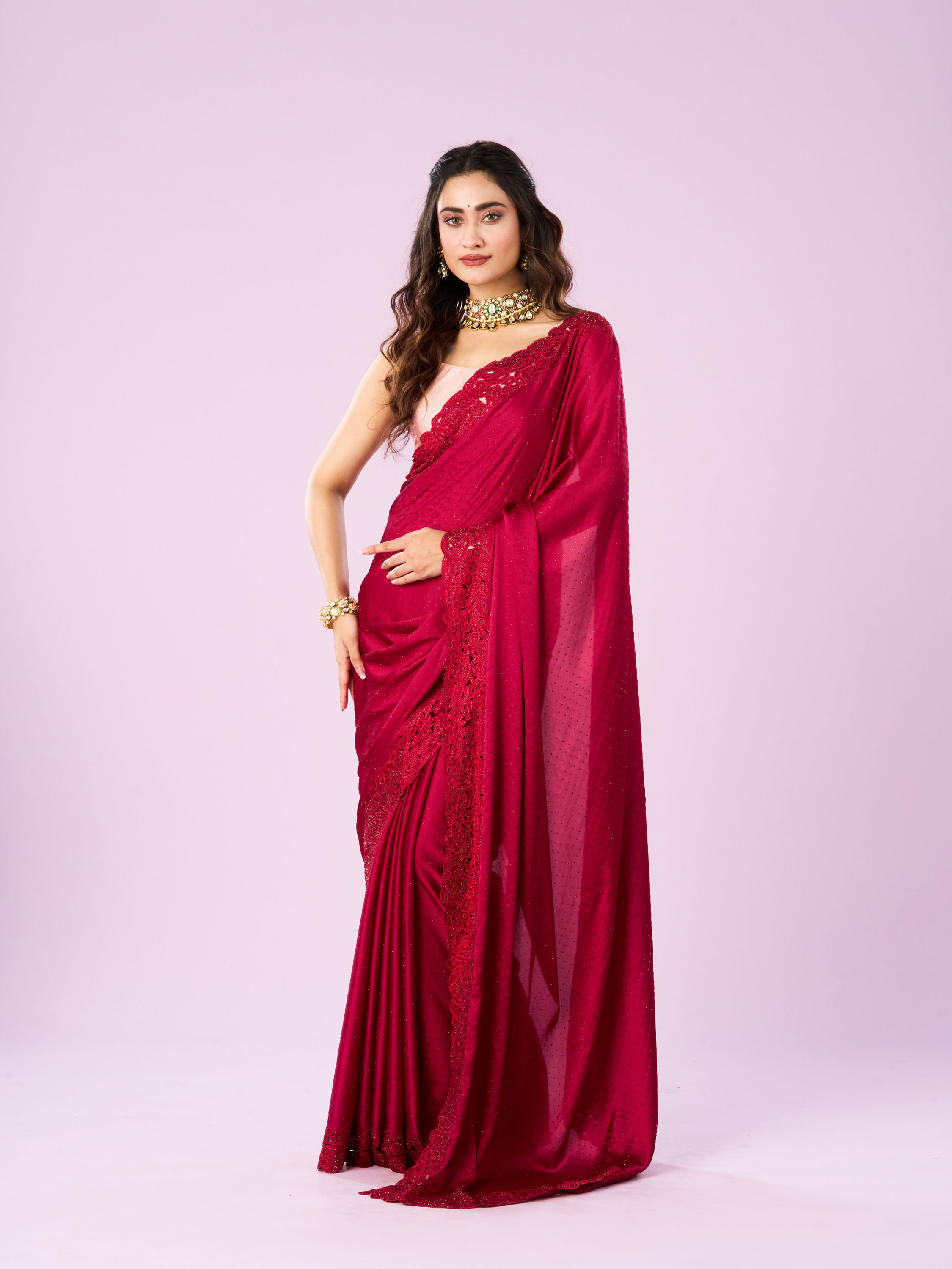 Mohey Women Pink Satin Majesty Saree