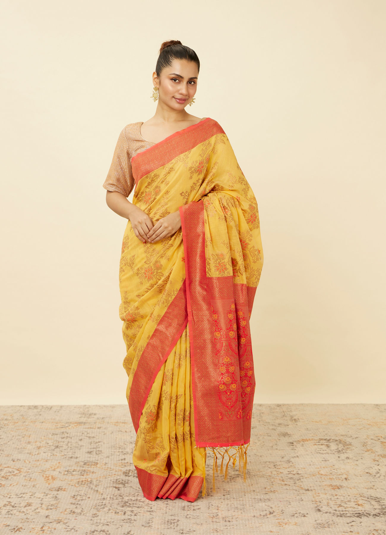 Mohey Women Tangerine Yellow Saree with Floral Pattern