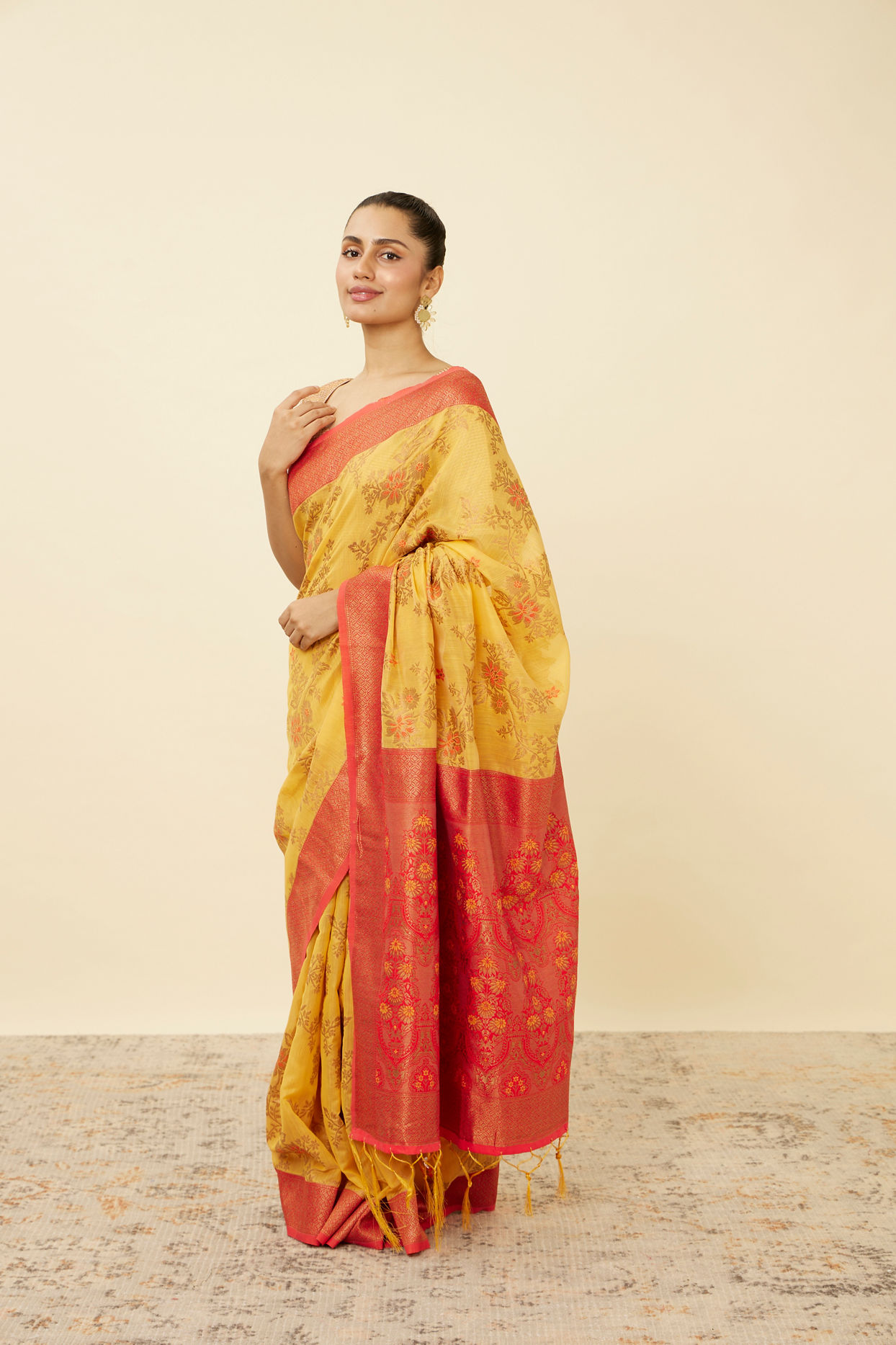 Mohey Women Tangerine Yellow Saree with Floral Pattern