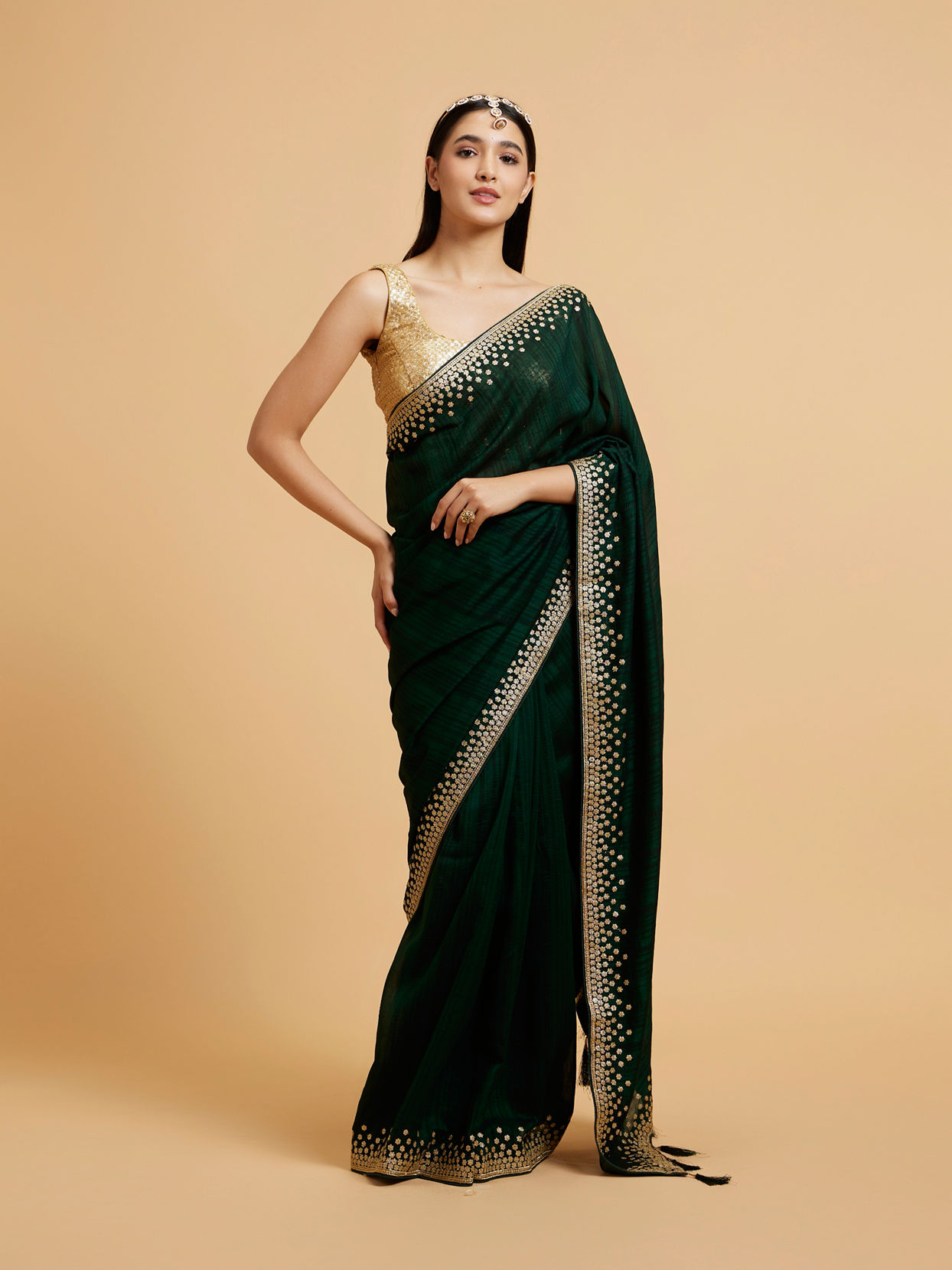 alt message - Mohey Women Sublime Green Elegance Saree image number 0