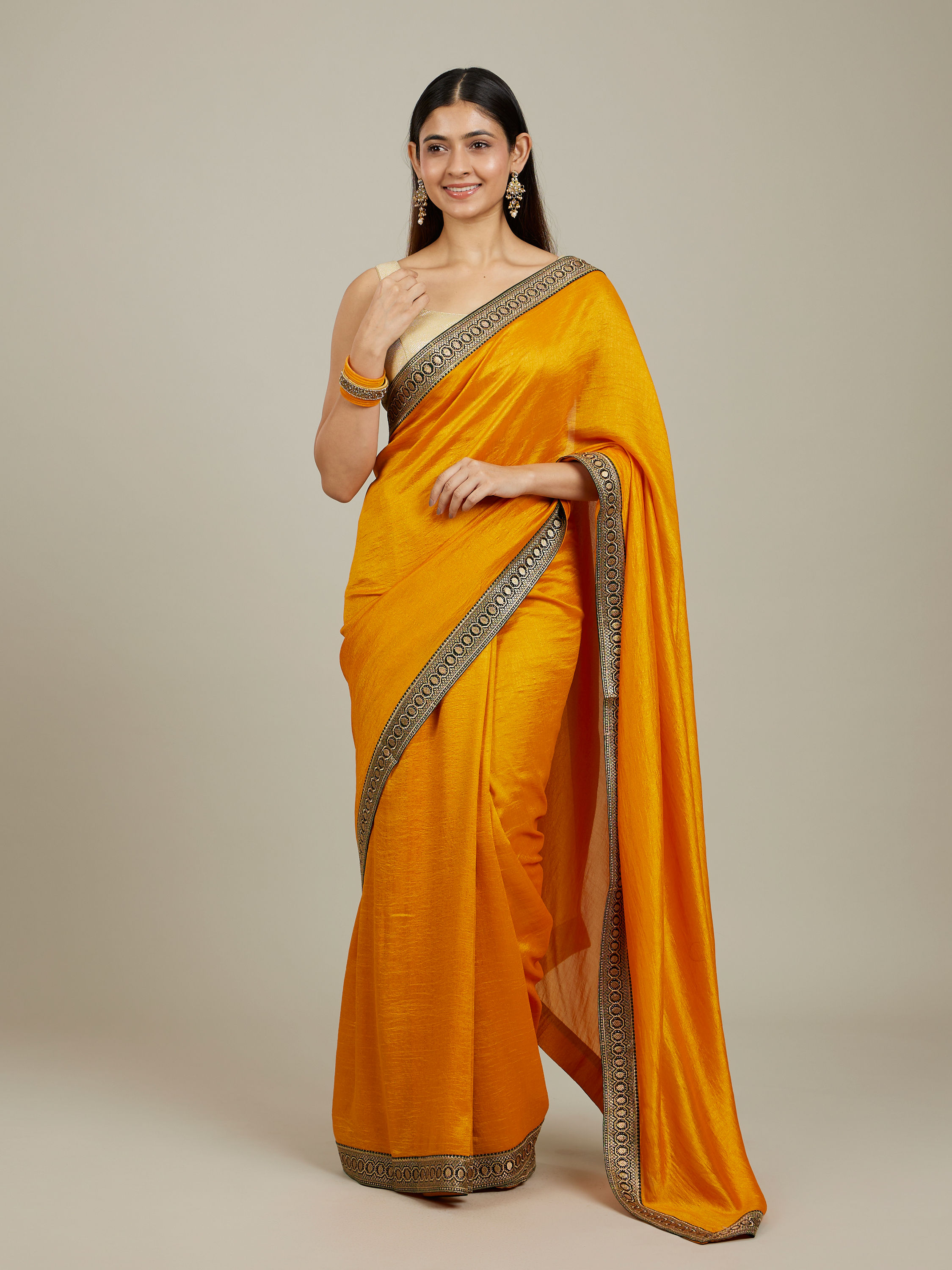 Mohey Women Mustard Yellow Beauty Saree