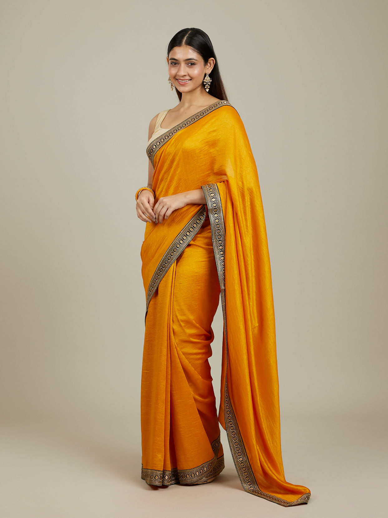 Mohey Women Mustard Yellow Beauty Saree