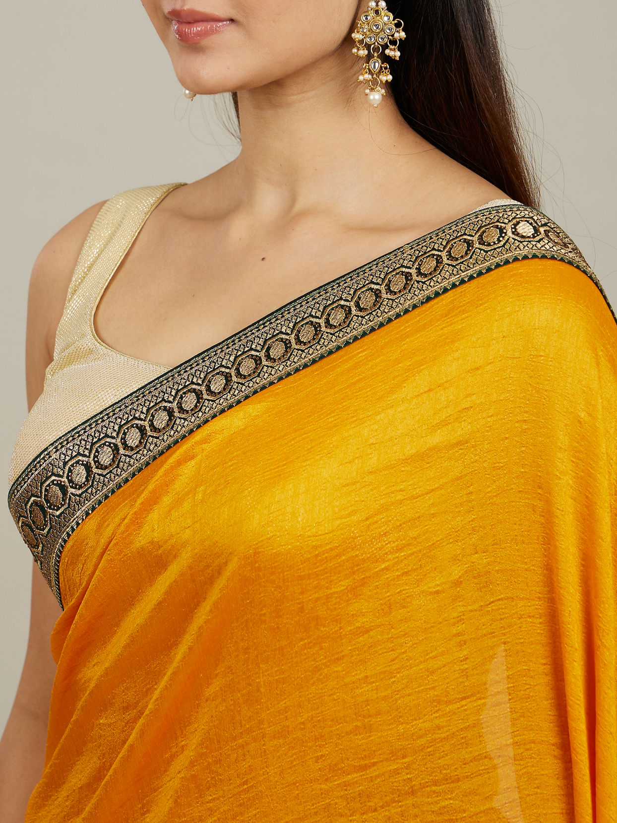 Mohey Women Mustard Yellow Beauty Saree