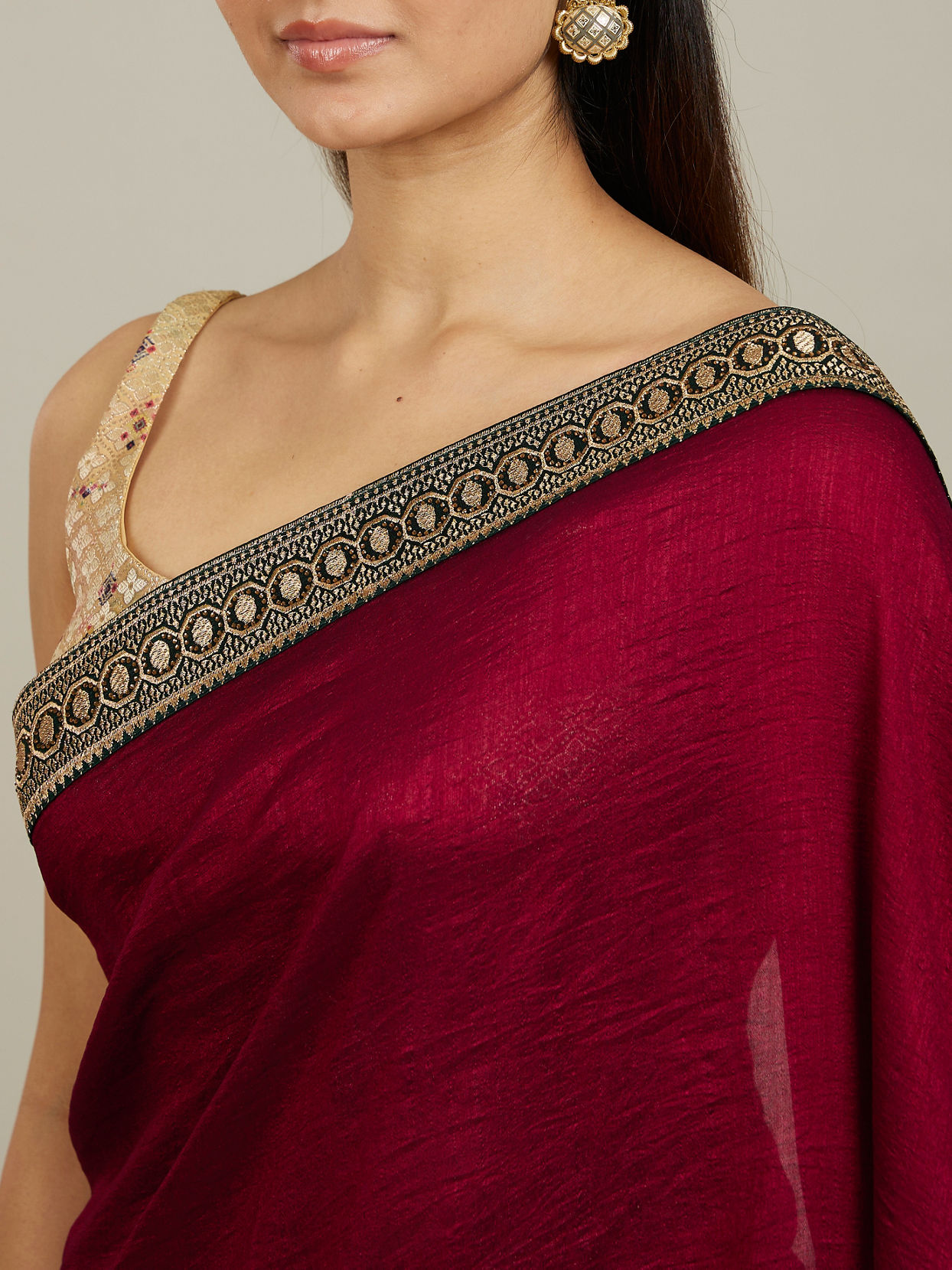 Mohey Women Rose Red Embroidered Border Saree