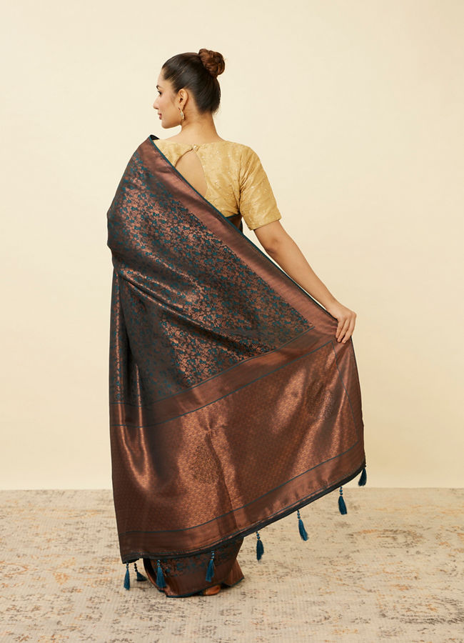 Mohey Women Royal Blue Bel Buti Patterned Saree