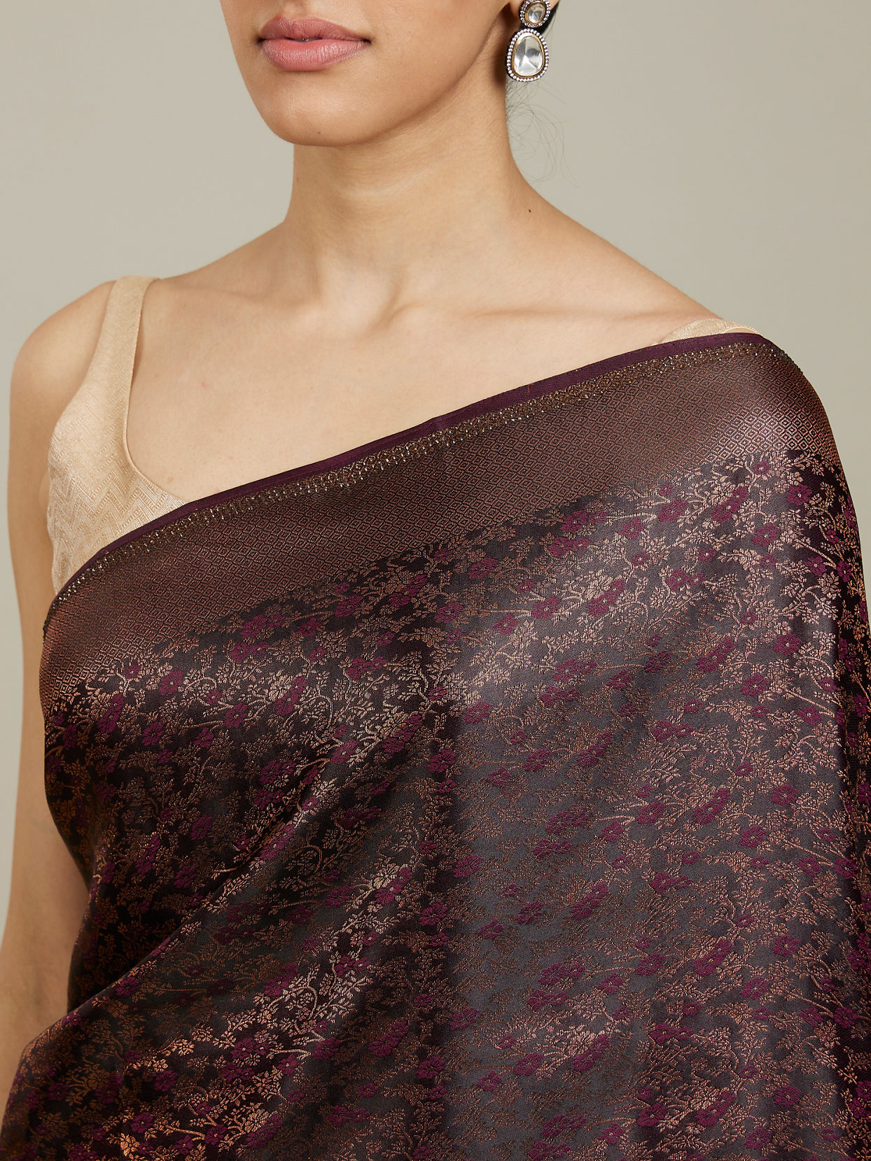 Mohey Women Windsor Wine Floral Patterned Saree