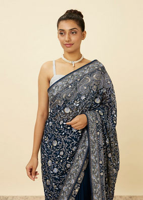 alt message - Mohey Women Indigo Blue Paisley Patterned Saree image number 1