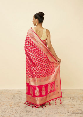 Ruby Pink Paisley Patterned Saree image number 2