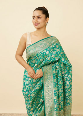 Mohey Women Emerald Green Bel Buti Patterned Saree