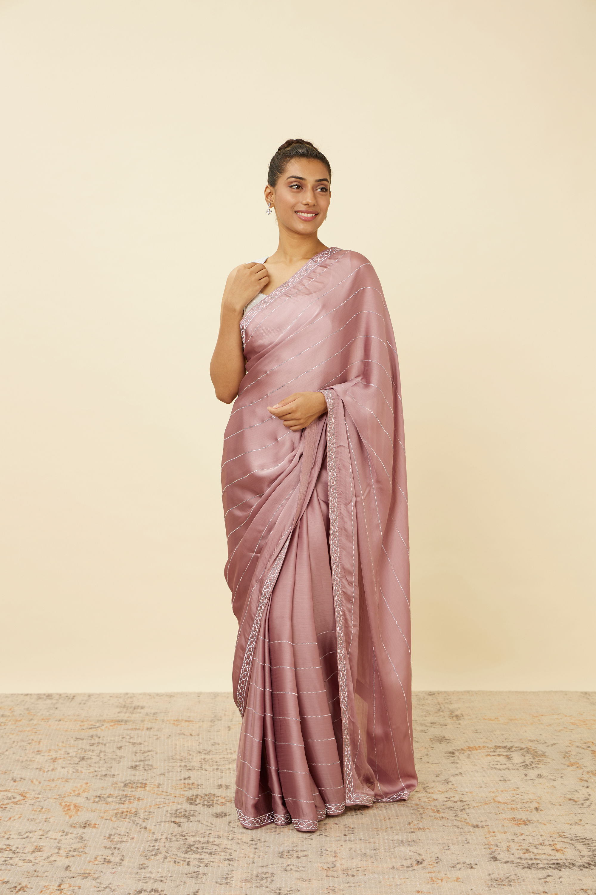 Mohey Women Lilac Sequined Saree