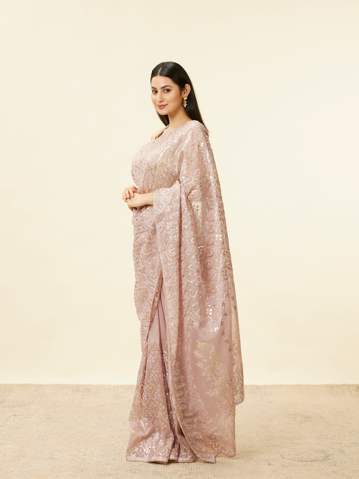 alt message - Mohey Women Pastel Purple Stone Work Saree image number 3