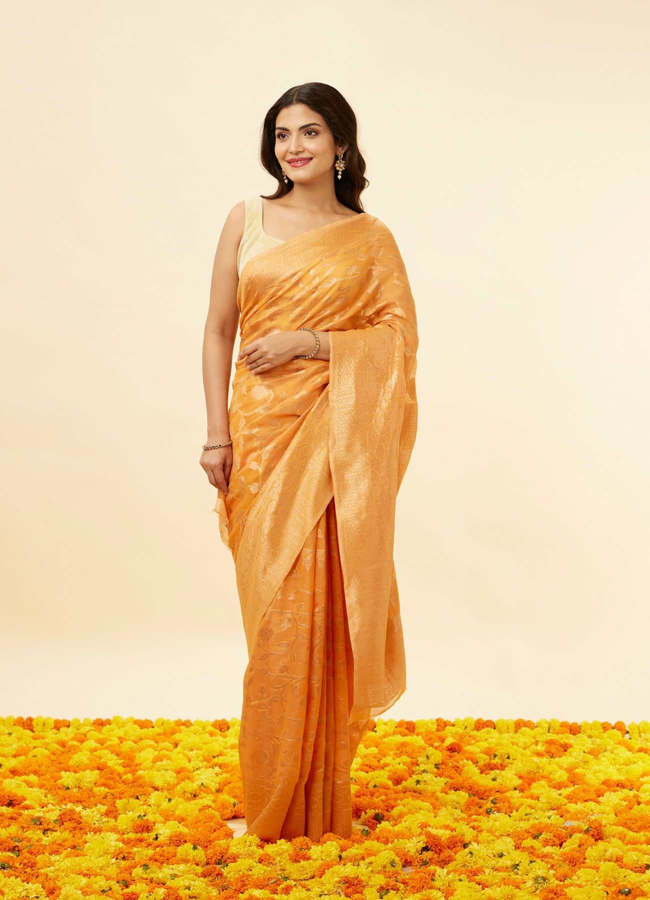 Mohey Women Sunrise Orange Floral Patterned Saree