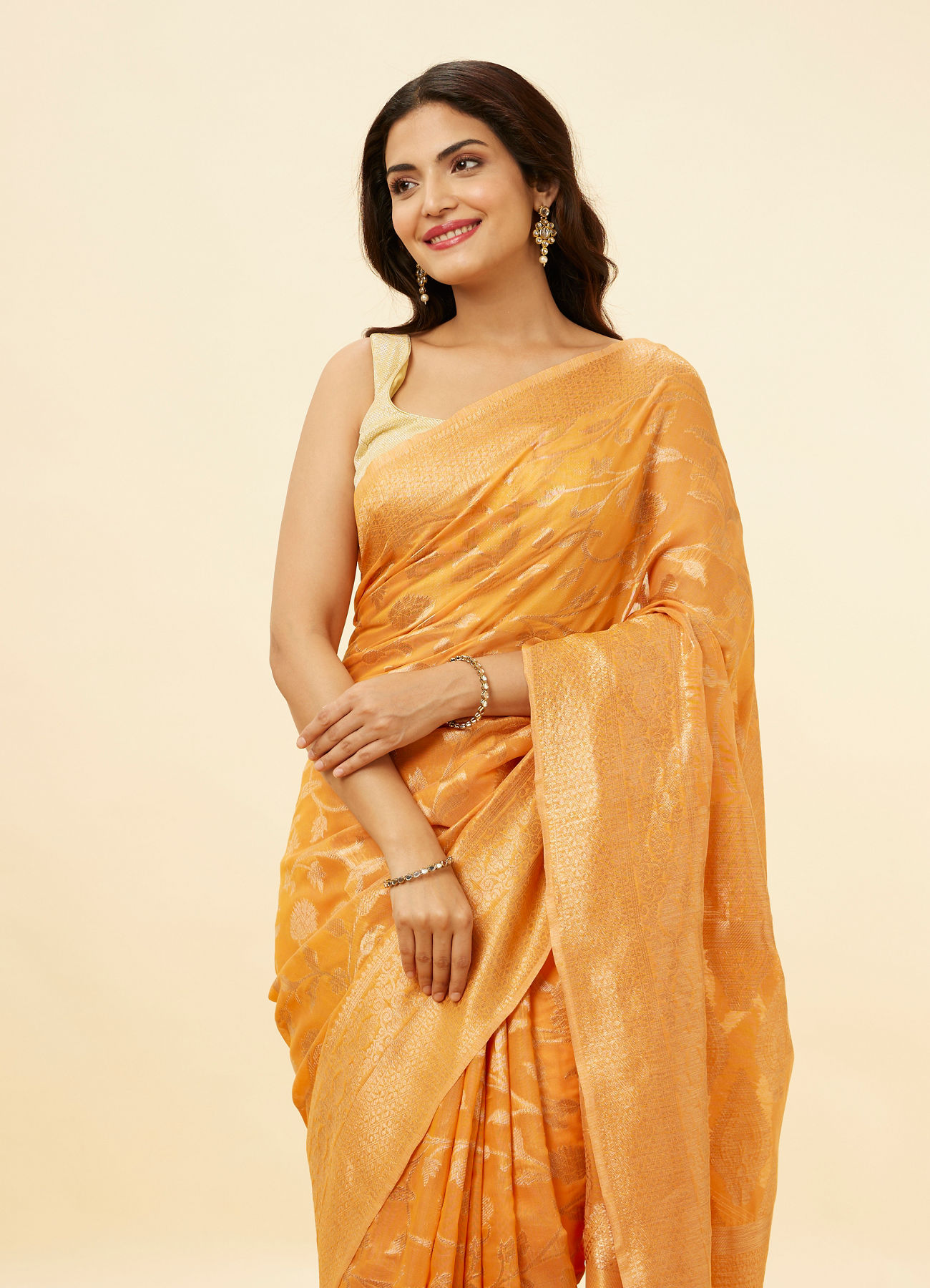 Mohey Women Sunrise Orange Floral Patterned Saree