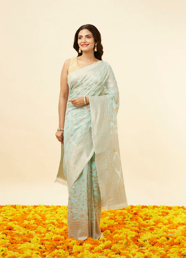 alt message - Mohey Women Marigold Yellow Floral Patterned Saree image number 0