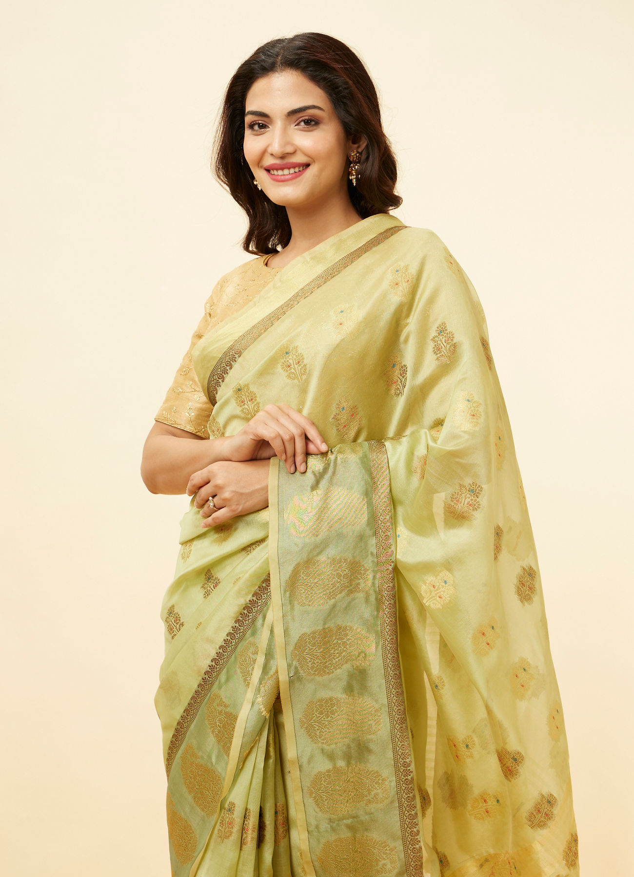 Mohey Women Pista Green Fern and Paisley Motif Saree