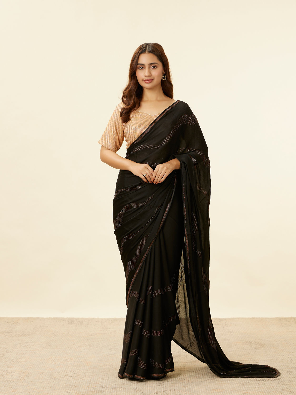 alt message - Mohey Women Charcoal Black Stone Work Saree image number 0