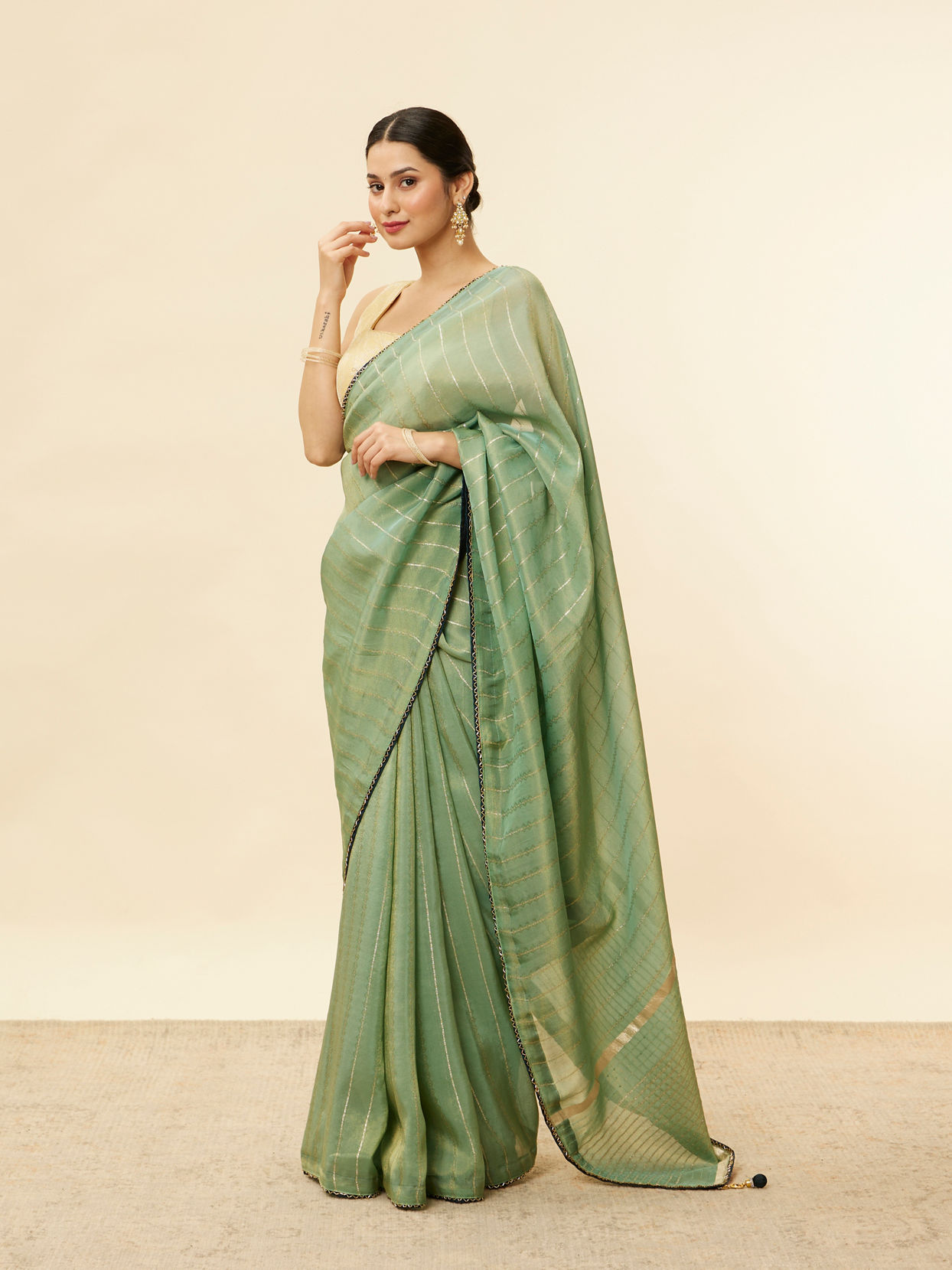 Mohey Women Forest Green Zari Striped Saree