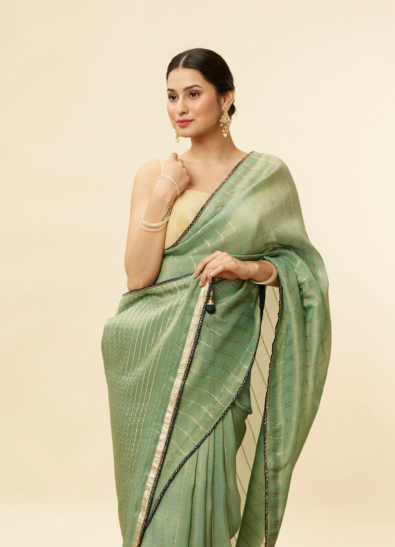 Mohey Women Forest Green Zari Striped Saree