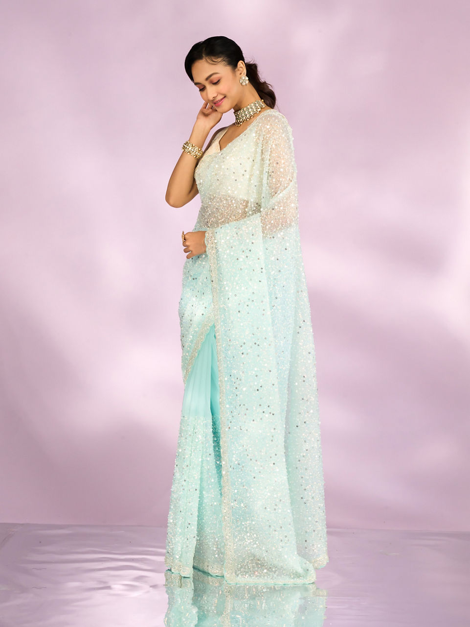 Mohey Women Iridescent Light Blue Organza Saree