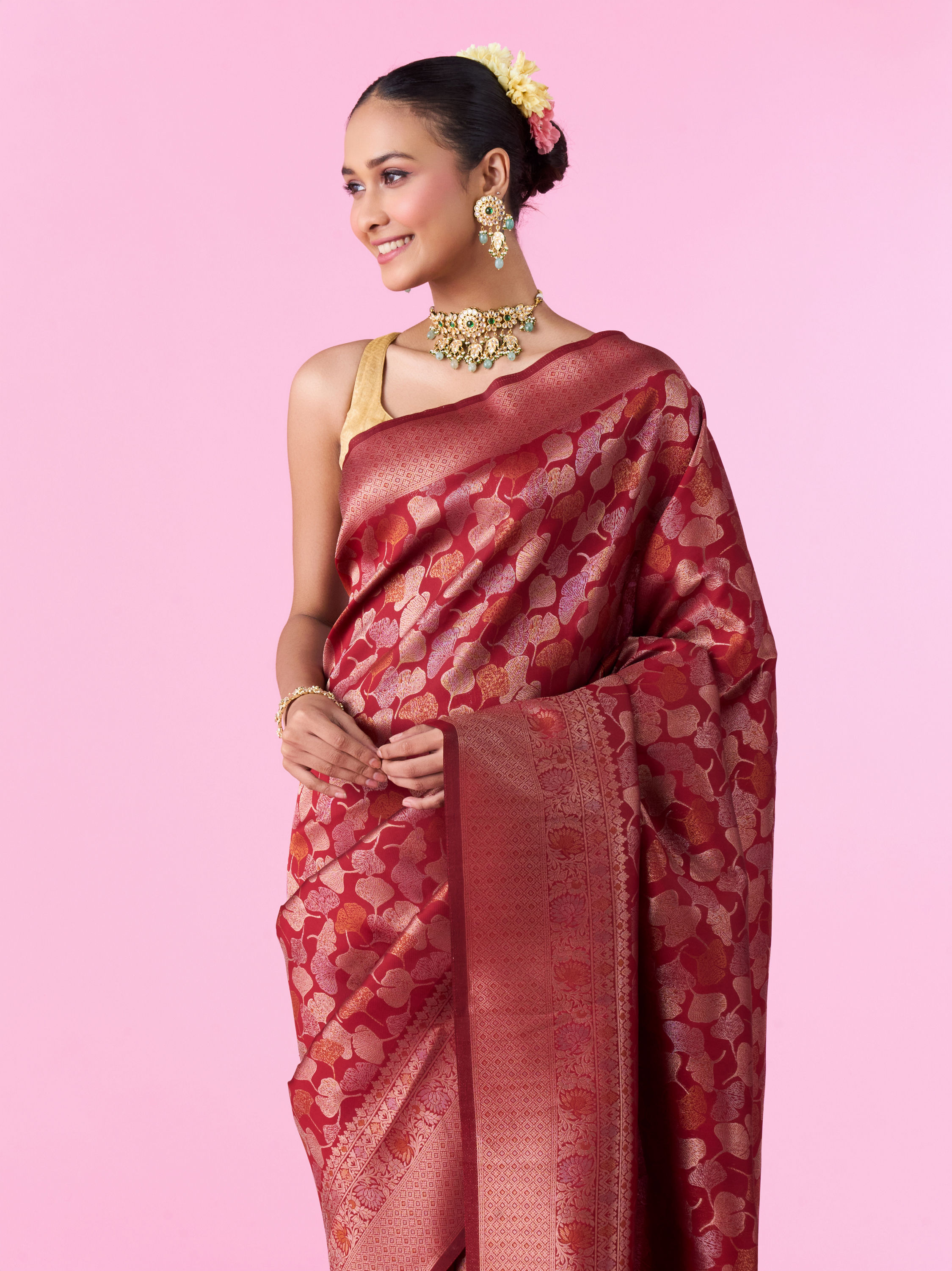 Mohey Women Elegant Maroon Banarasi Saree
