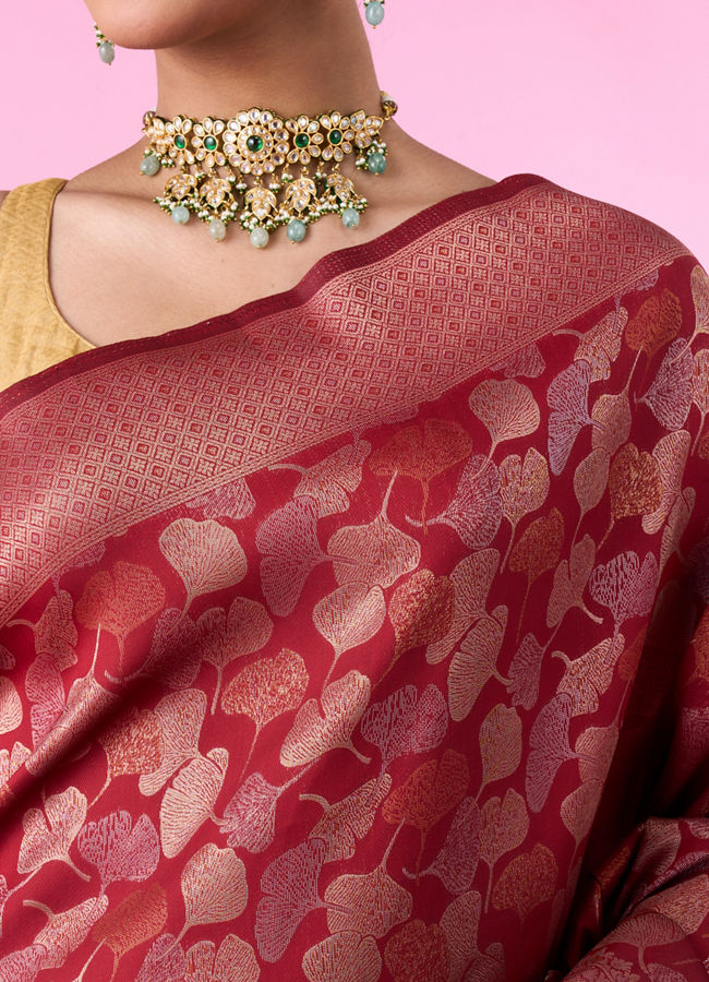 Mohey Women Elegant Maroon Banarasi Saree